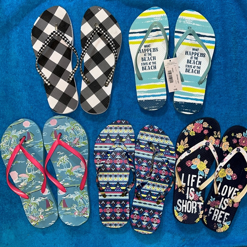 5 Pairs of Flip Flops